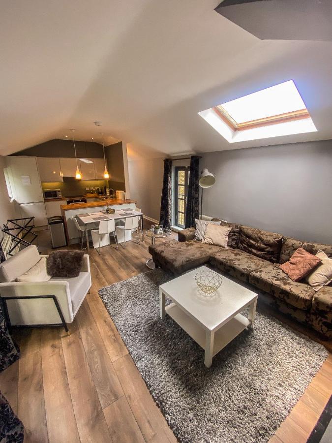 Stunning Duplex With Private Parking In 4 Dublin